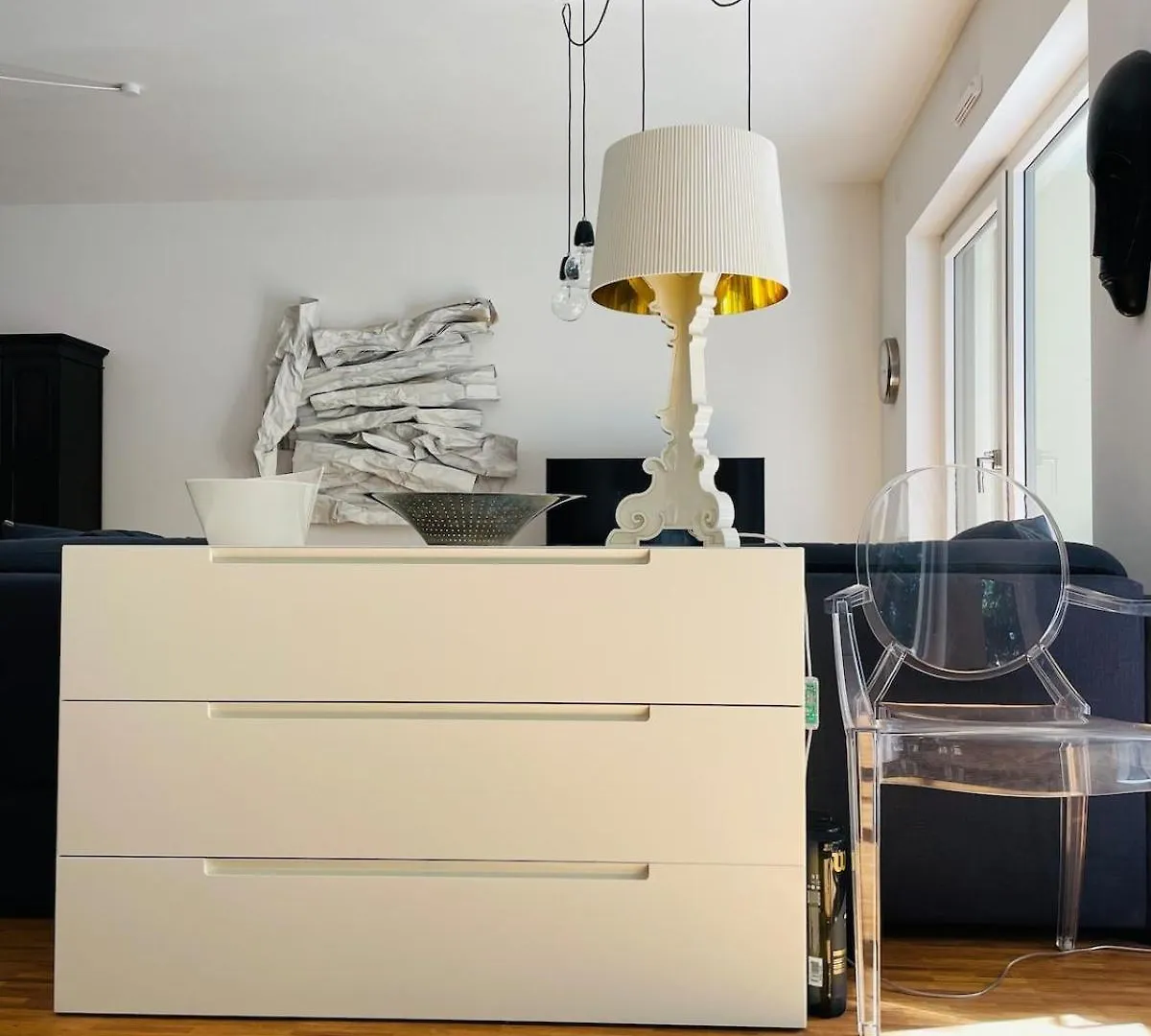 Design Apartment With River View Düsseldorf